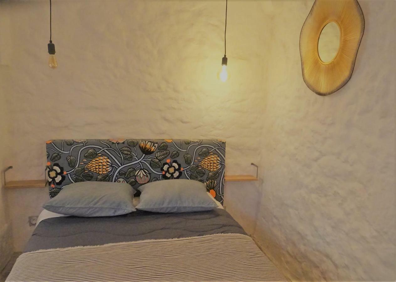 Appartement Spacieux Avec Une Vue Sur Tours Bagian luar foto