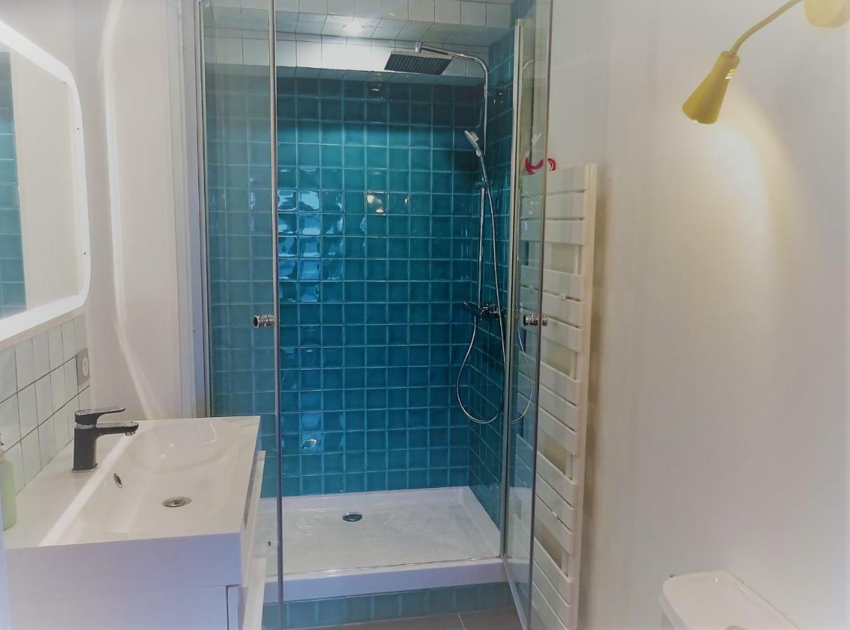 Appartement Spacieux Avec Une Vue Sur Tours Bagian luar foto